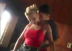 Wild housewife nympho with great booty rides a guy in couch.