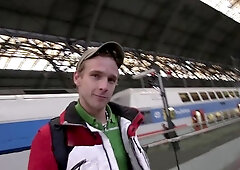 Setting up a great fuck fest with a horny amateur hottie