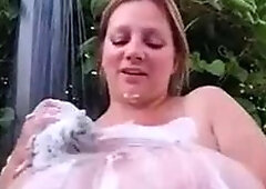 nadine jansen shower