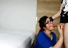 Deutsche BBW Brunette Krankenschwester in BDSM Rollenspiel