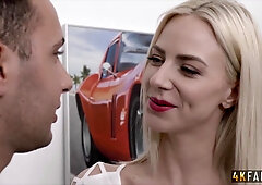 Sexy Blond Cherie Nathaly Seduces Her Client