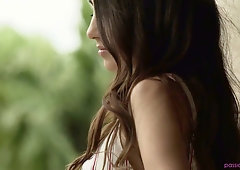 Gorgeous slender model Natalia Nix gets a mouthful of sperm after steamy pussy pounding