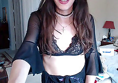 fledgling Tgirl jism in live cam bedroom