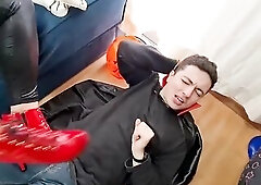 Dracula is a creature of the night, and wishes to smack Kiffa’s neck! But this chab didn't know that That babe was so tough! That babe kicks hi