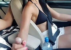 Loud male moaning, fast handjob, culona