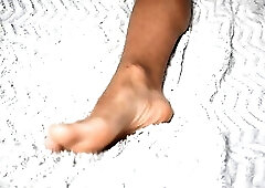 a single foot for your pleasure