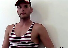 Toned amateur cums hard