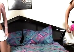 Julia Bond Is A Wild One- PervMilfsnTeens