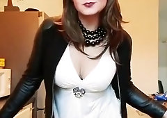 She-Creature in a cock-squeezing jeans Miniskirt