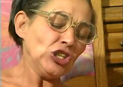 Lesbo grannies seducing shaggy vaginas with dildos in ardent dyke duett.