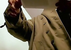 Feminine boy distracts an investigator with sex