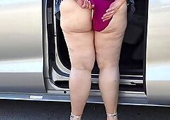 Thick white angel nearly caught Pissing In Public park - large chunky butt - large butt - big beautiful woman SSBBW twat