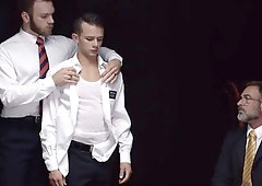 Elder Land fucked in the ass as a punishment