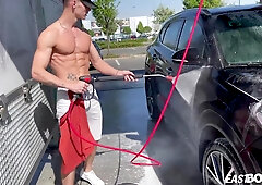 Teenage wolf Tommy Gold undergarments and muscles lubricating