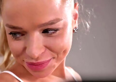 Fitness Babe Alexa Flexy Takes Messy Facial After Fucking Hung