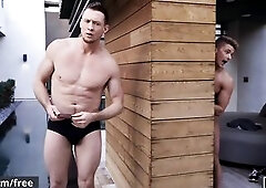 Mencom stud has his anus banged by his str8 ally