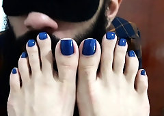 Enticing amateur wife milks a hard cock with her lovely feet