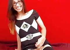 Watch Miss Robo masturbate and cum she is so fucking hot