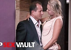 VIP SEX VAULT - Squirting Golden-haired Barra Brass Screws Real Estate Agent