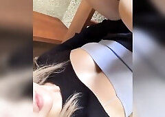 Fap along to your heart's content as ex-Brave Gals member Hyeran provides a marvelous admirable view of her appealing downblouse cleavage just fo