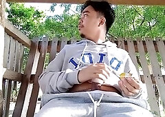 FIRST TIME WITH A BIG COCK