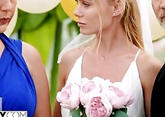 TUSHY Beautiful Kelly Collins in her neverseen anal debut!