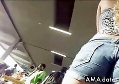 Blonde slut amateur sexy in sexy jeans jean shorts