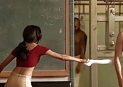 Noureen DeWulf - ''The Comebacks'' 03