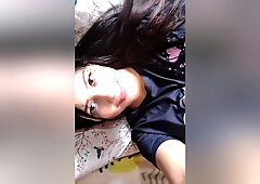 Colombian Influencer Masturbates And Touches Her Tits