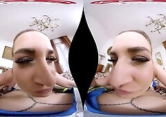 Nicole Vice Invites Doctor For Dirty Sex