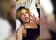 Emo hotty fingers her booty cunt