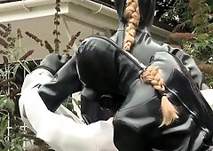 Outdoor bdsm dorm handjob outdoor