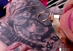 Pretty T-babe Chelsea Marie and Ts Britney hot doggystyle