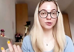How to Tell Her About Your Micro Size!