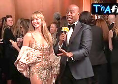 Jennifer Lawrence Sexy Scene  in The Golden Globe Awards